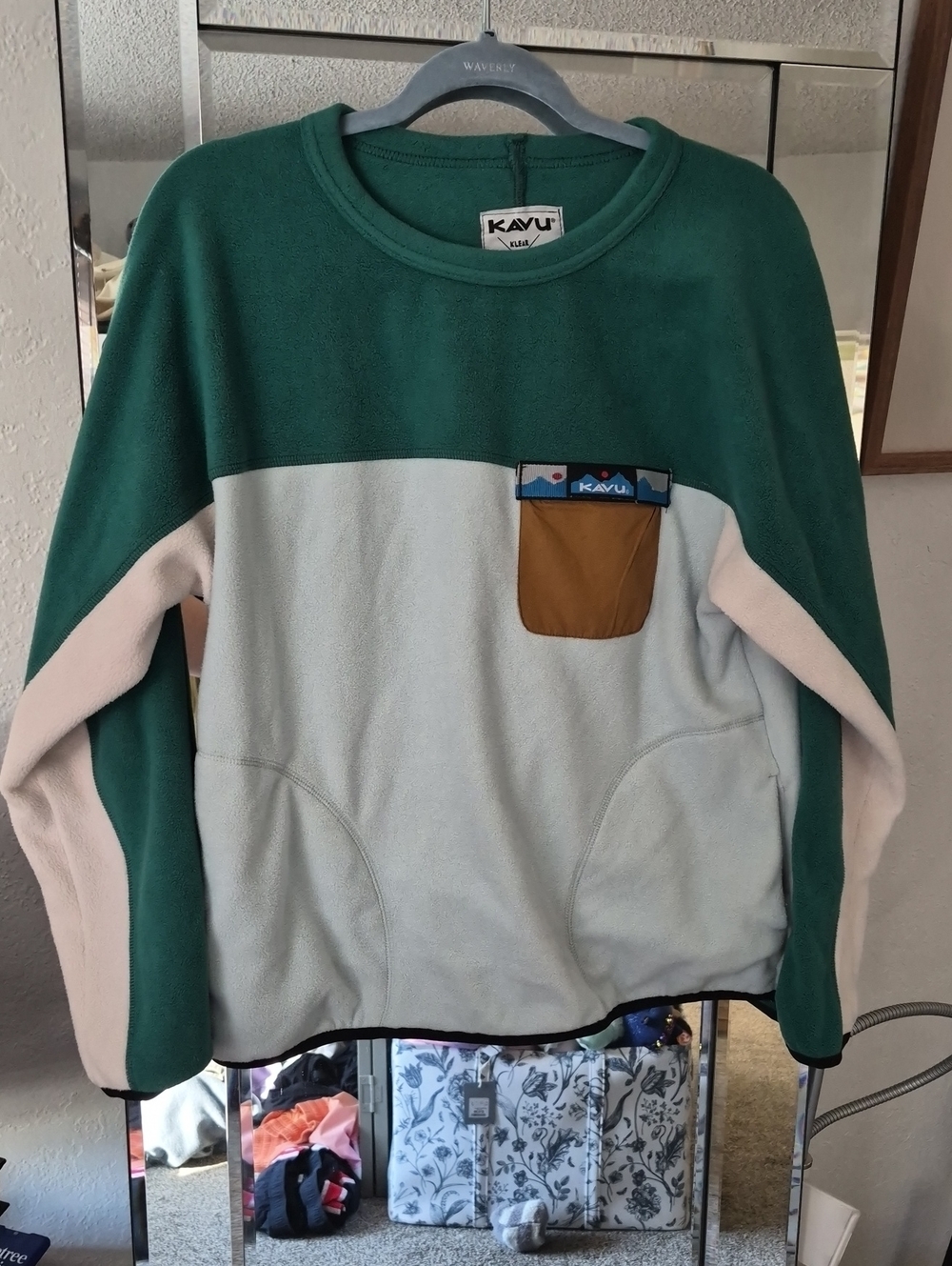 Kavu Green, Cream & Brown Colorblock Fleece Pullover